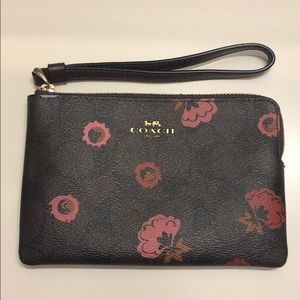 Coach wristlet-Brand New!